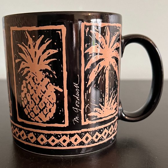 Palms & Pineapples Ceramic Mug ~ Hawaii ~ Island Heritage Publishing - Picture 1 of 7